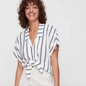 Aritzia Wilfred Free | Tie-Front Blouse | Size Large | Red Stripe